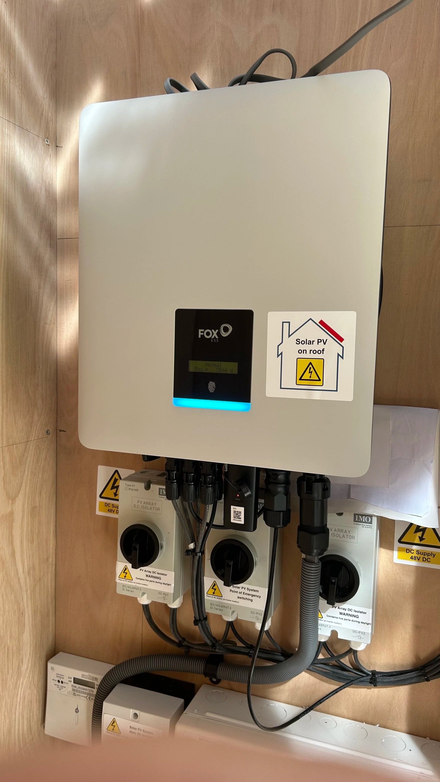 In-House Battery Storage & Inverter Wiring Setup