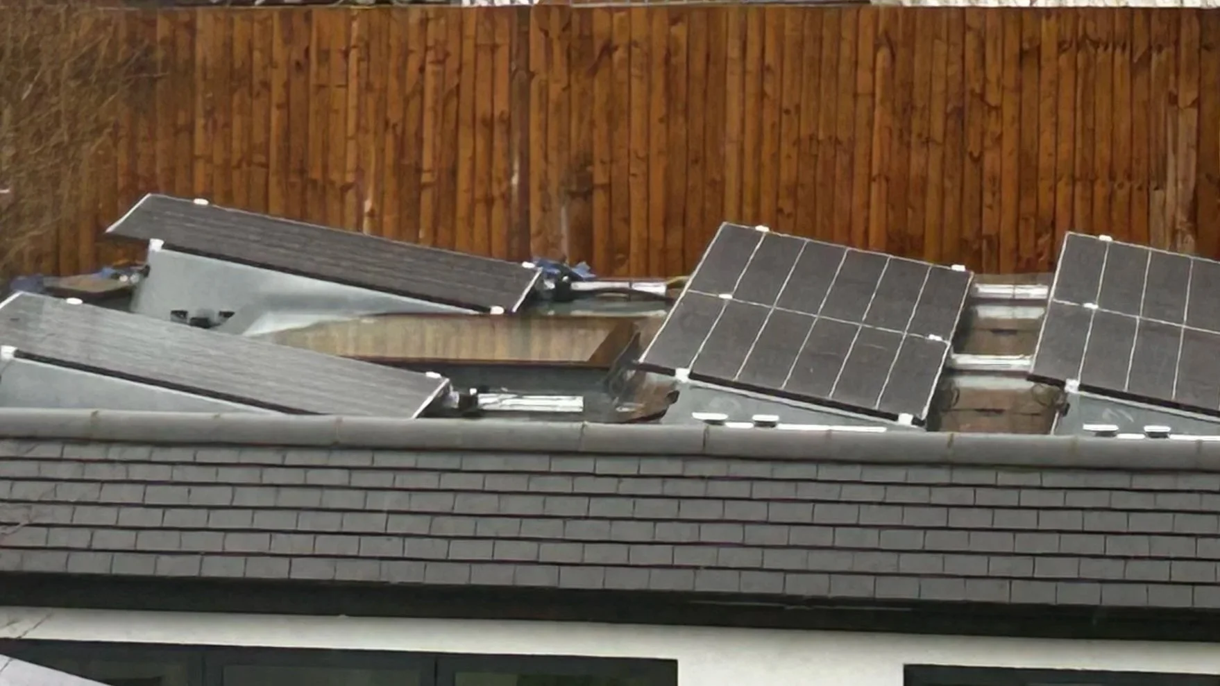 Authentic Garden Office Solar Array with 12kW Fox ESS Battery by Affordable Power